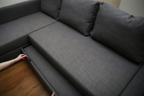 Sofá cama para Airbnb